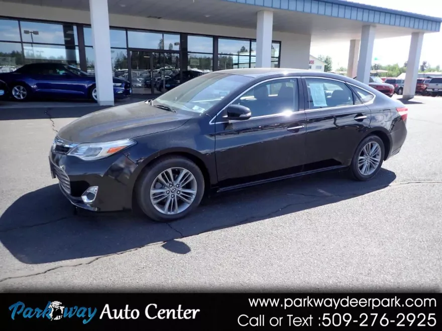 2013 Toyota Avalon XLE photo 1