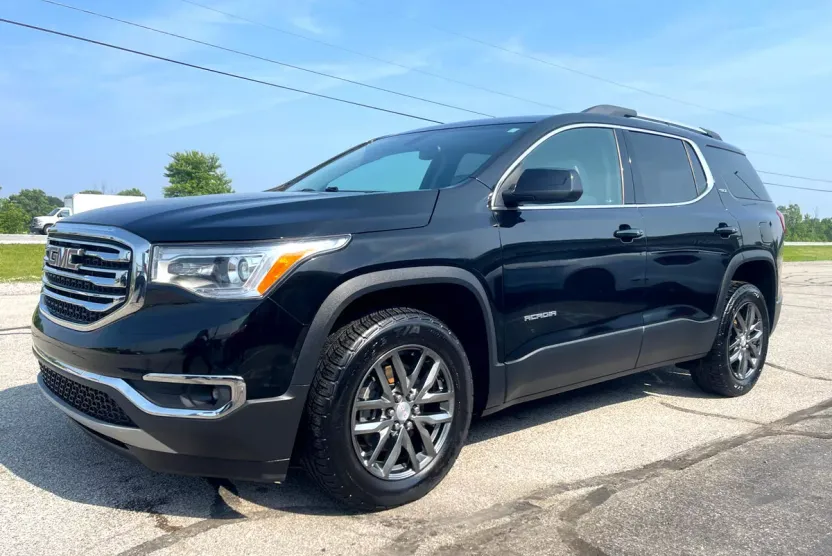 2017 Gmc Acadia SLT photo 1
