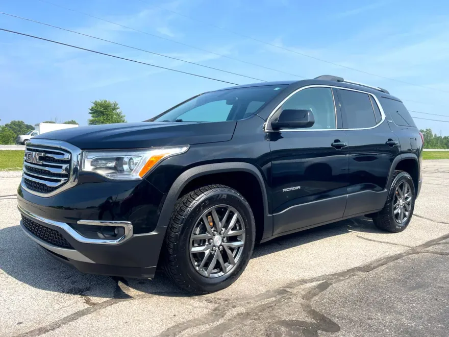 2017 Gmc Acadia SLT photo 1