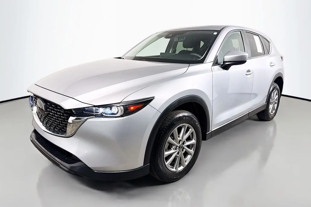2022 Mazda CX-5 2.5 S Preferred photo 1