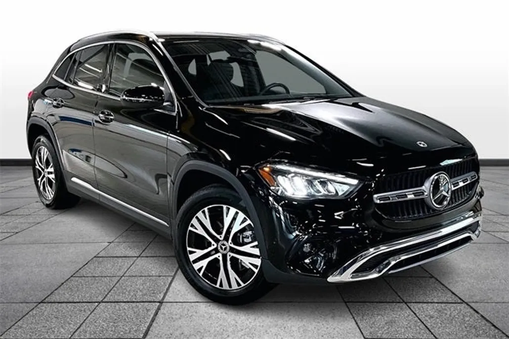 2025 Mercedes Benz GLA 250 4MATIC photo 1