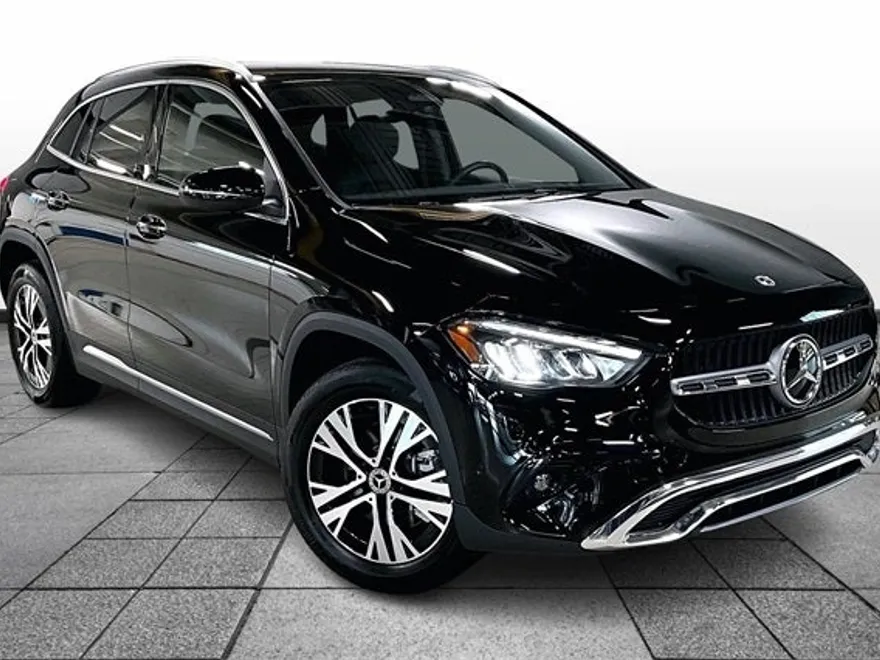 2025 Mercedes Benz GLA 250 4MATIC photo 1