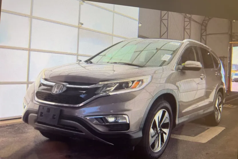 2015 Honda CR-V Touring photo 1