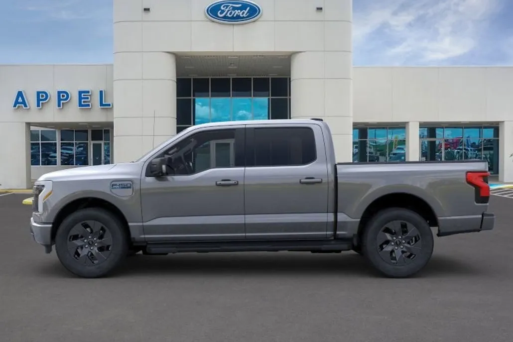 2025 Ford F-150 Lightning photo 1