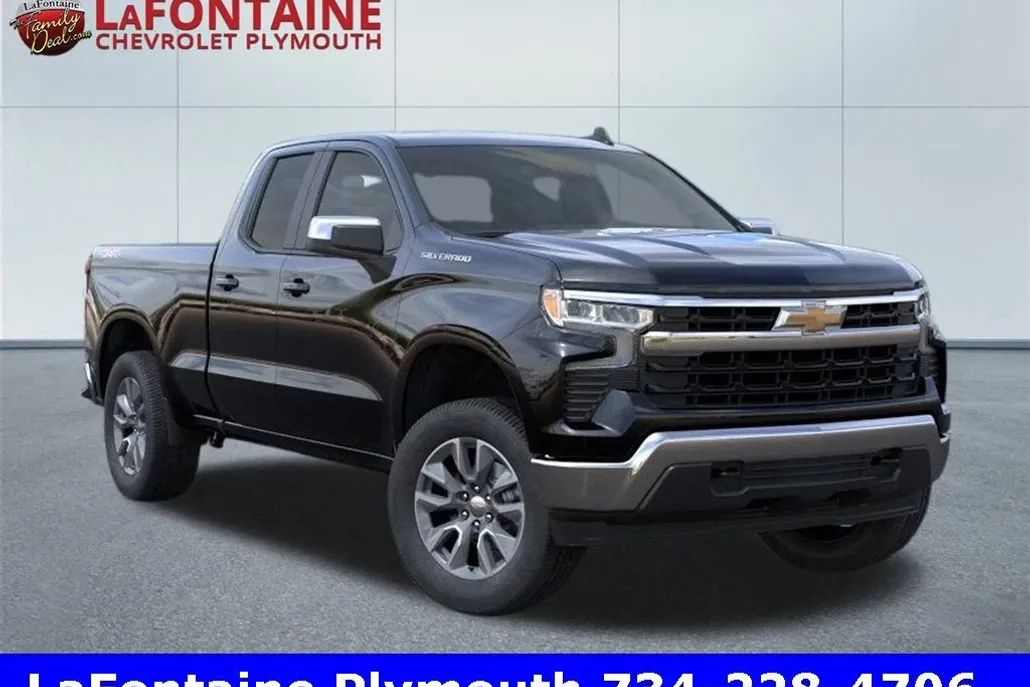 2026 Chevrolet Silverado photo 1