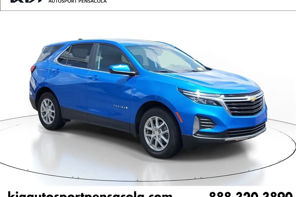 2024 Chevrolet Equinox LT photo 1