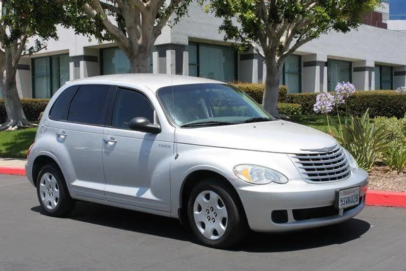2006 Chrysler PT Cruiser Base photo 1