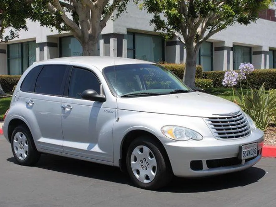 2006 Chrysler PT Cruiser Base photo 1