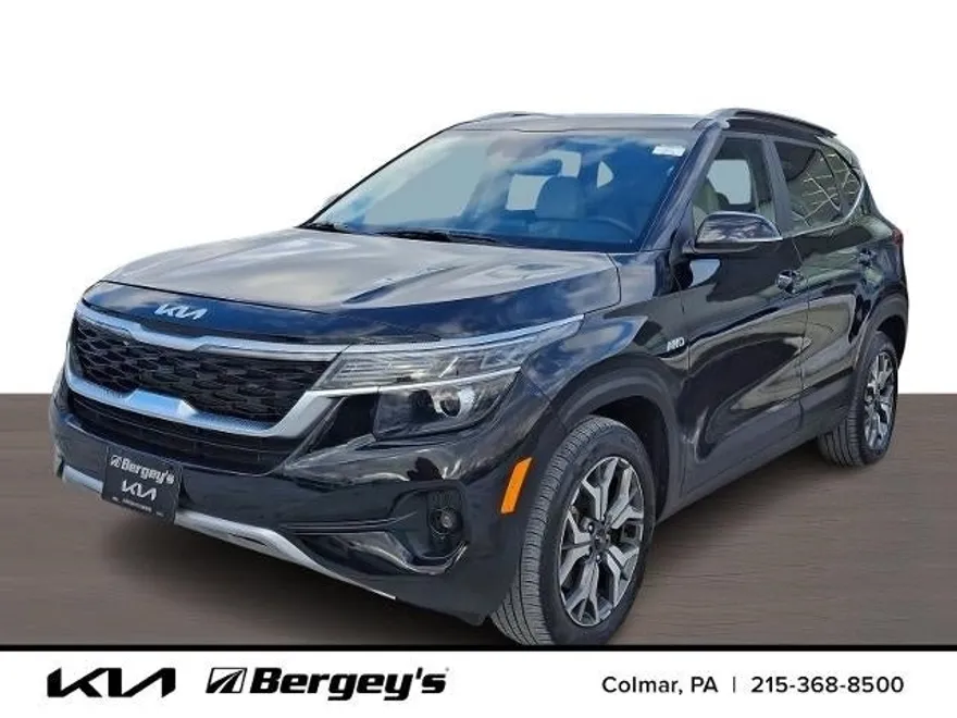 2022 Kia Seltos EX photo 1