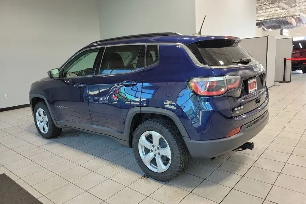 2019 Jeep Compass Latitude photo 1