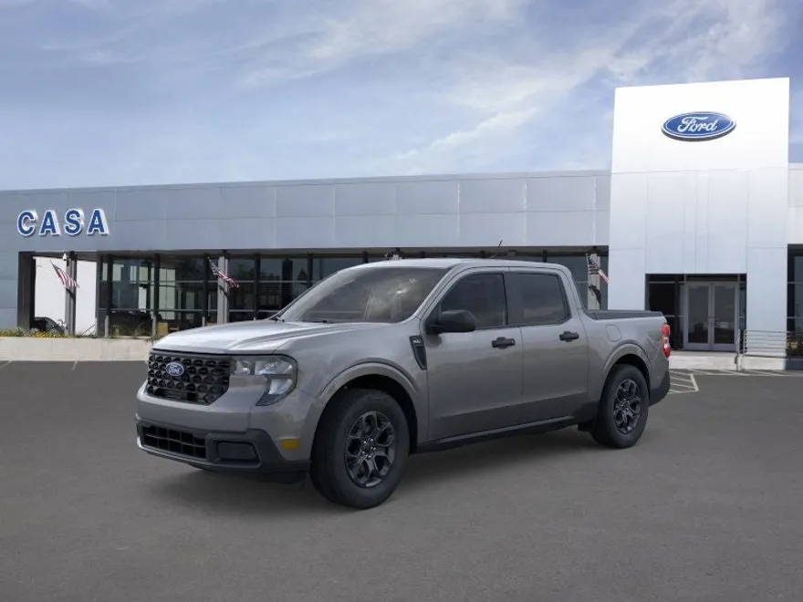 2025 Ford Maverick XLT photo 1