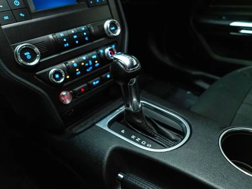 2020 Ford Mustang GT photo 25