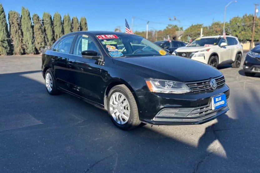 2017 Volkswagen Jetta 1.4T S photo 1