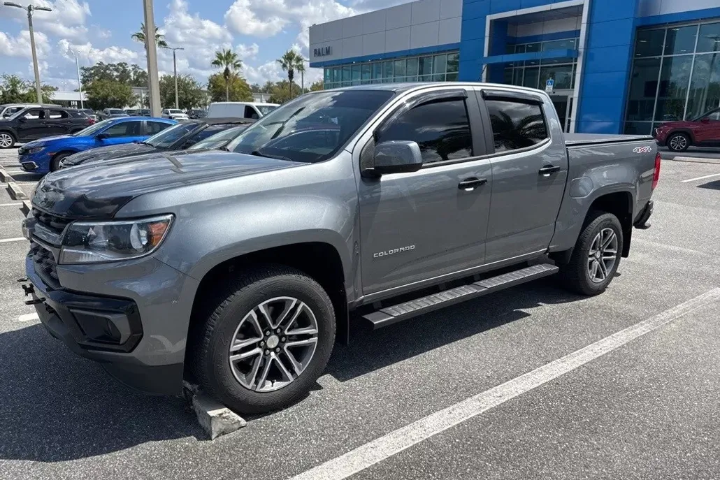 2021 Chevrolet Colorado LT photo 1