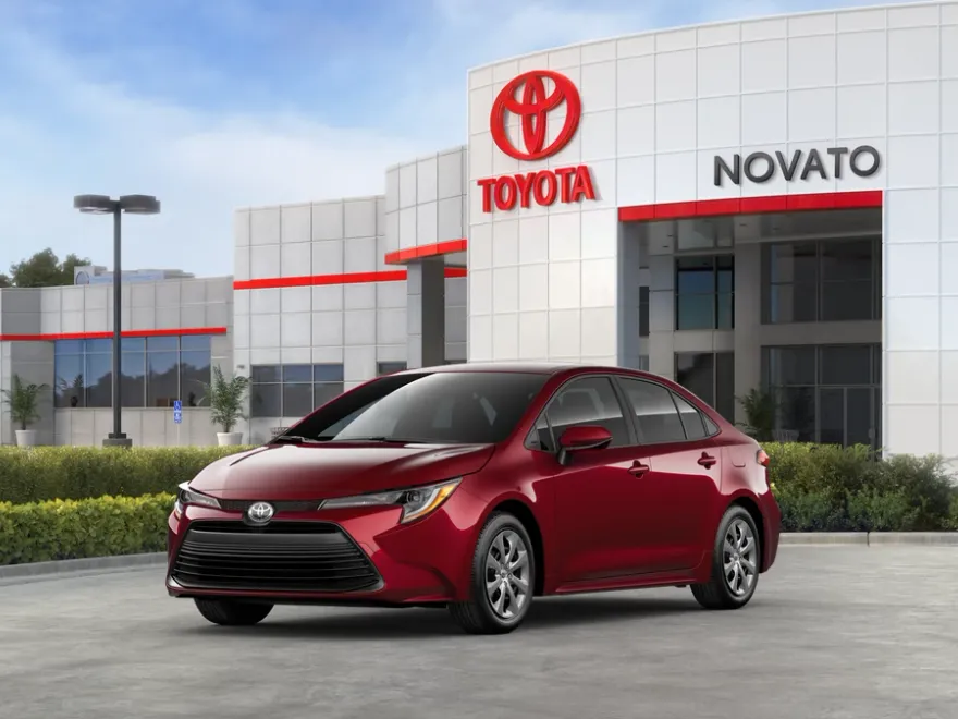 2025 Toyota Corolla LE photo 1