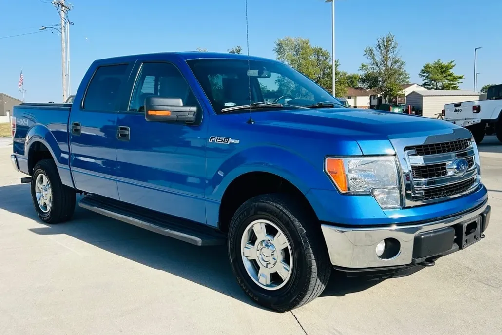 2013 Ford F-150 XLT photo 1