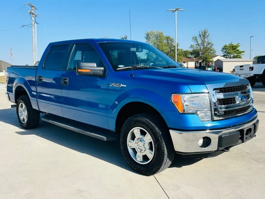 2013 Ford F-150 XLT photo 1