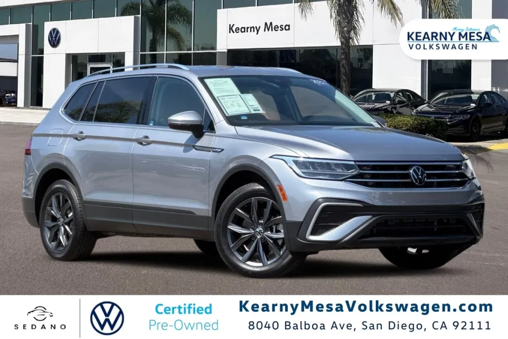 2022 Volkswagen Tiguan SE photo 1