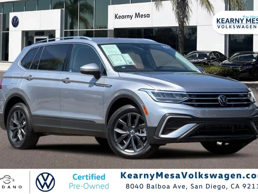2022 Volkswagen Tiguan SE photo 1