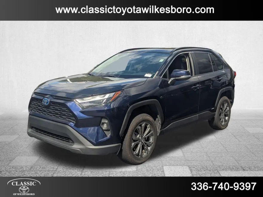 2022 Toyota RAV4 Hybrid XLE Premium photo 1
