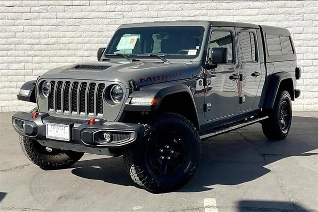 2023 Jeep Gladiator Mojave photo 1