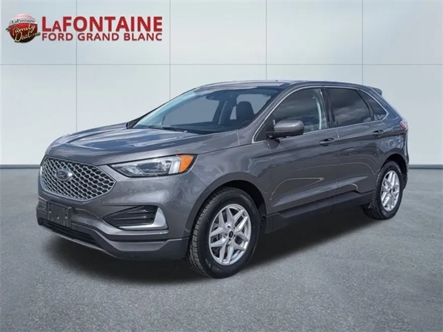 2024 Ford Edge SEL photo 1