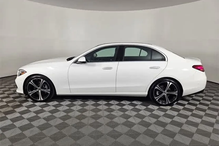 2025 Mercedes Benz C 300 4MATIC photo 1
