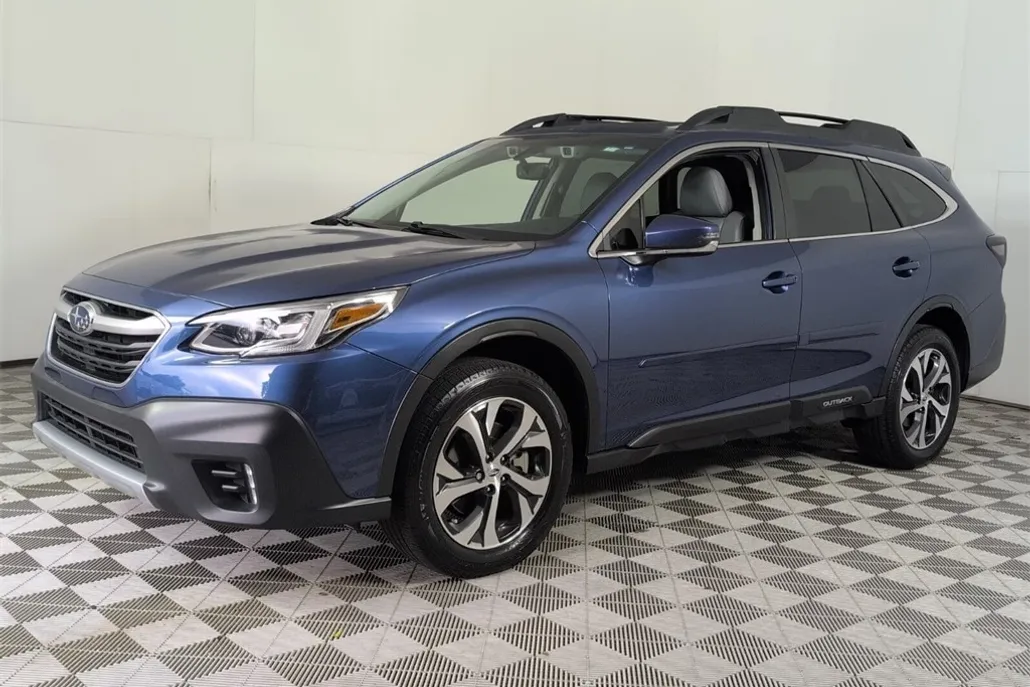 2020 Subaru Outback Limited XT photo 1