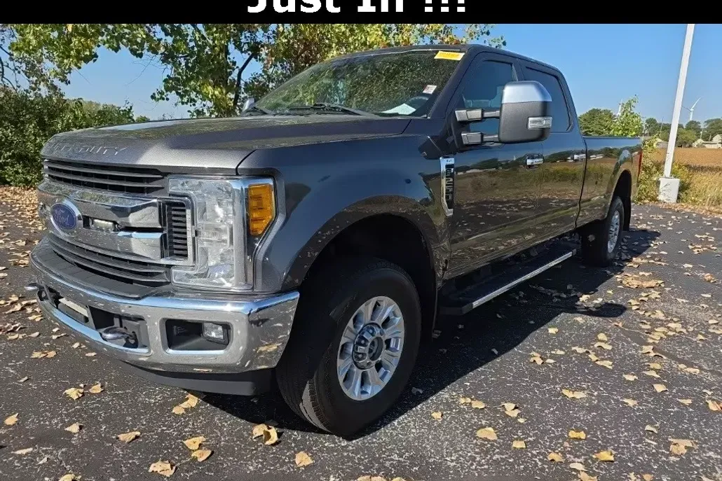 2017 Ford F-250 XLT photo 1