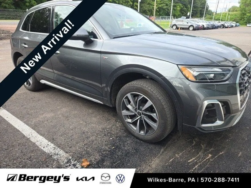 2023 Audi Q5 S line Premium 45 TFSI photo 1