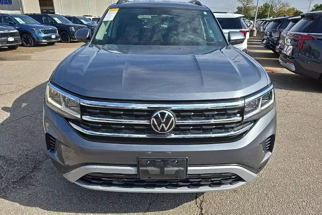 2022 Volkswagen Atlas V6 SE Technology photo 1