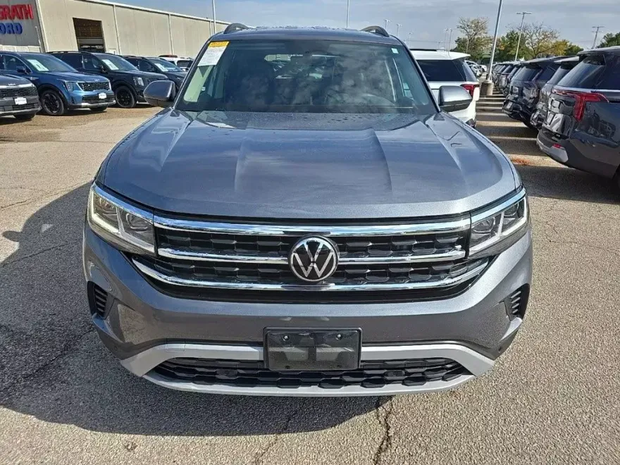 2022 Volkswagen Atlas V6 SE Technology photo 1