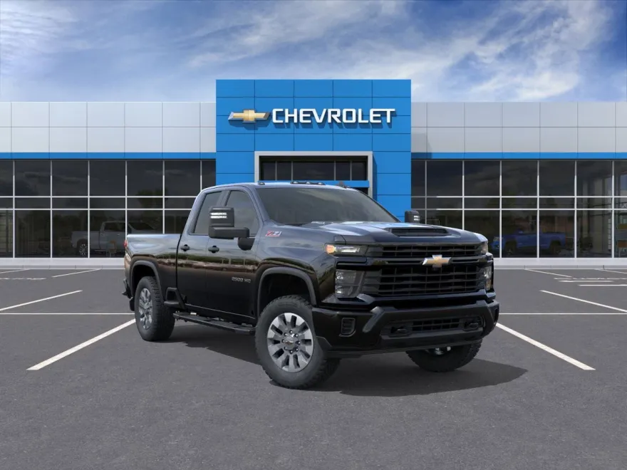 2026 Chevrolet Silverado 2500HD Custom photo 1