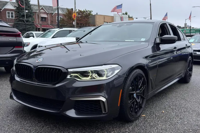 2020 Bmw M550i xDrive Sedan photo 1