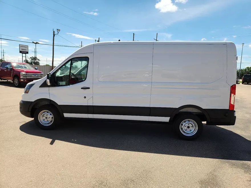 2025 Ford Transit photo 1