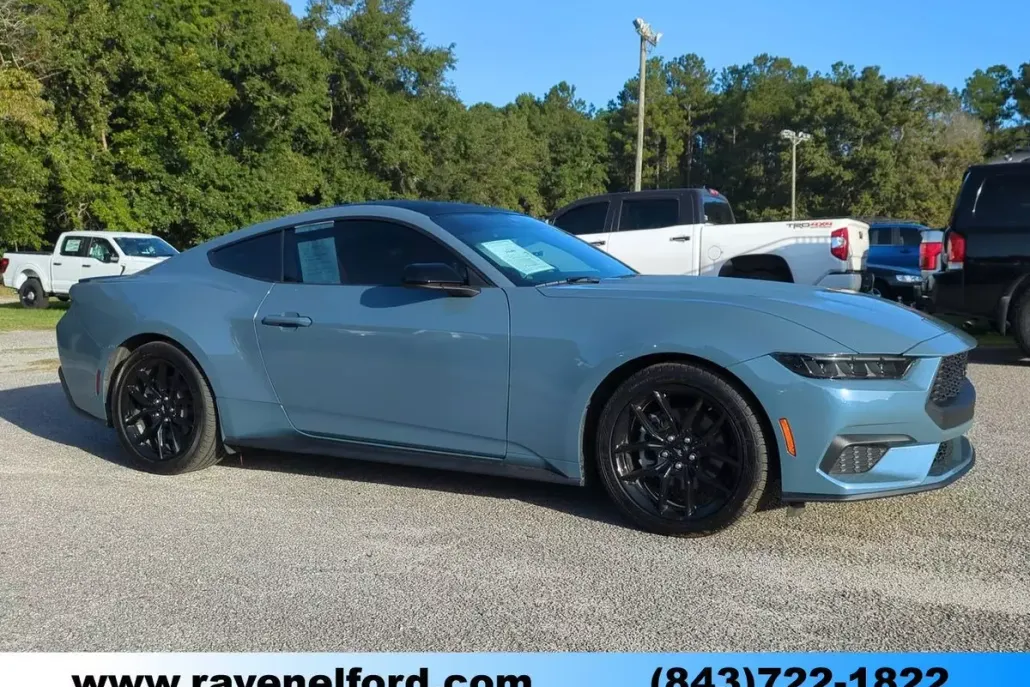 2024 Ford Mustang EcoBoost Premium photo 1