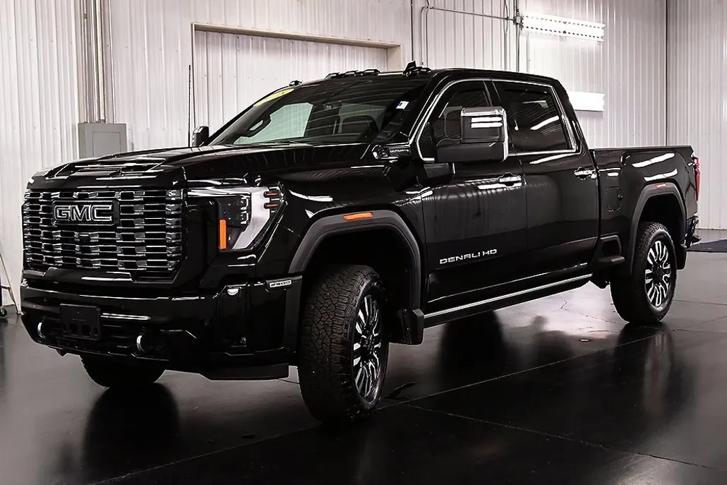 2025 Gmc Sierra 2500 HD Denali Ultimate photo 1