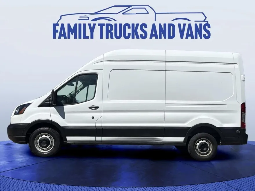 2019 Ford Transit Cargo photo 1