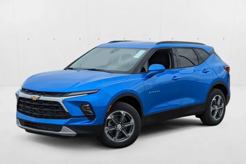 2025 Chevrolet Blazer 2LT photo 1