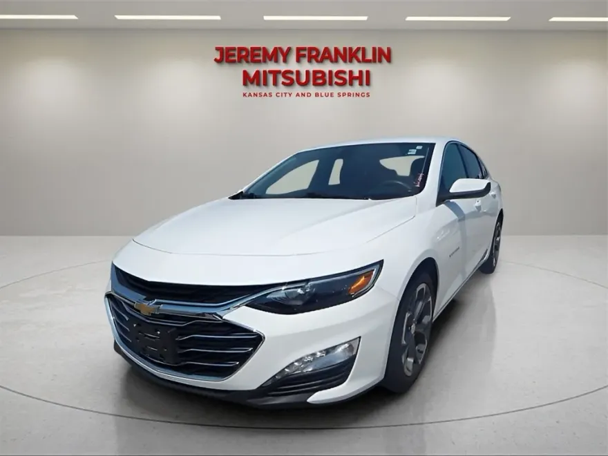 2022 Chevrolet Malibu 1LT photo 1