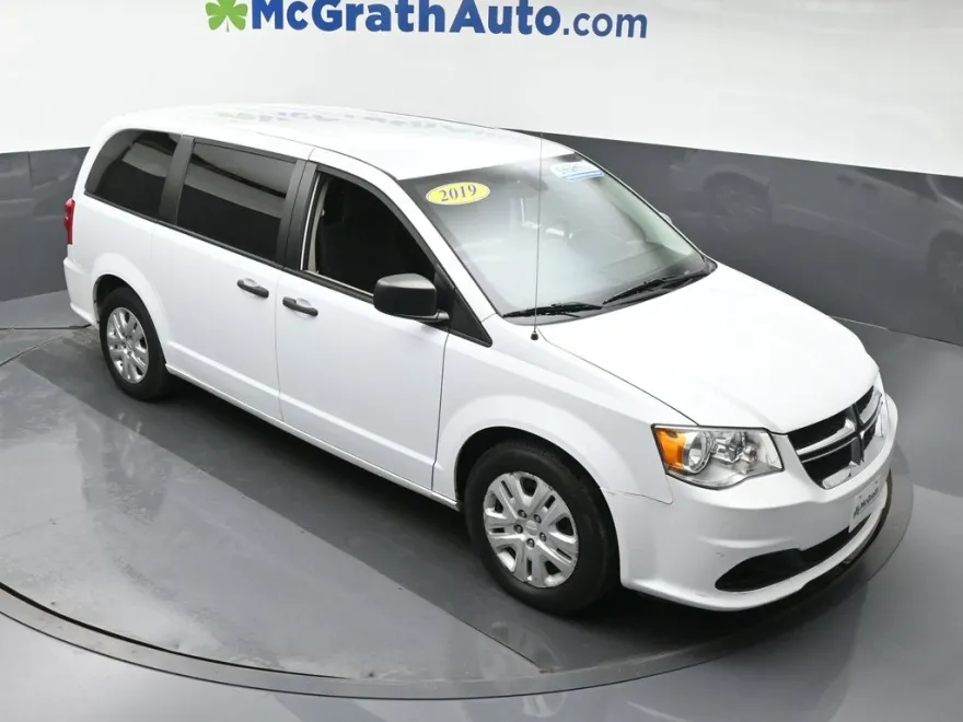 2019 Dodge Grand Caravan SE photo 1
