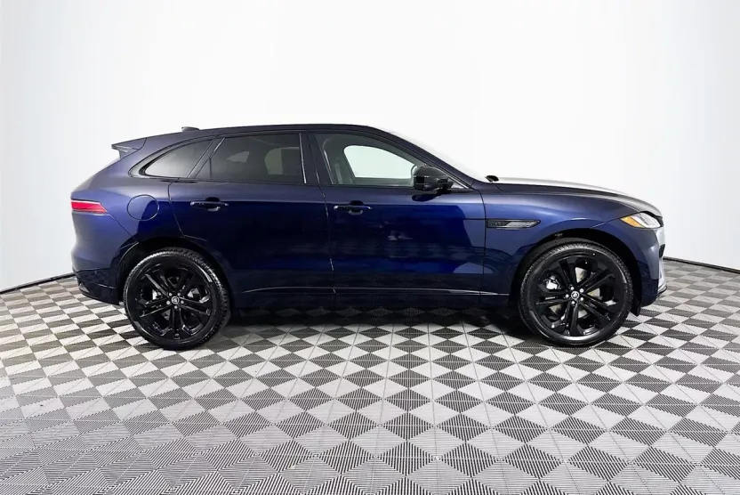 2026 Jaguar F-PACE P250 R-Dynamic S photo 1