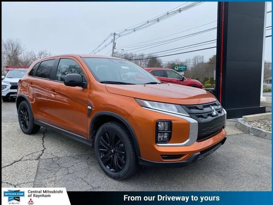 2025 Mitsubishi Outlander Sport ES SE LE photo 1