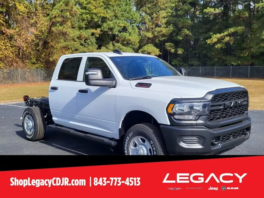 2023 Ram 2500 Tradesman photo 1