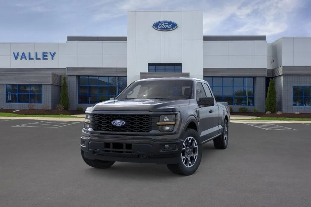 2025 Ford F-150 STX photo 1