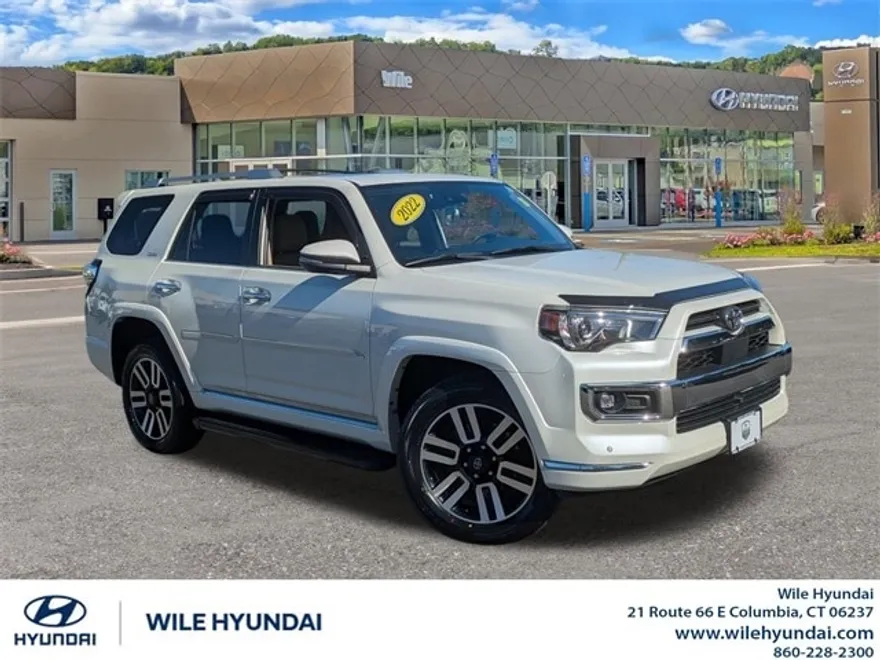 2022 Toyota 4Runner Limited photo 1