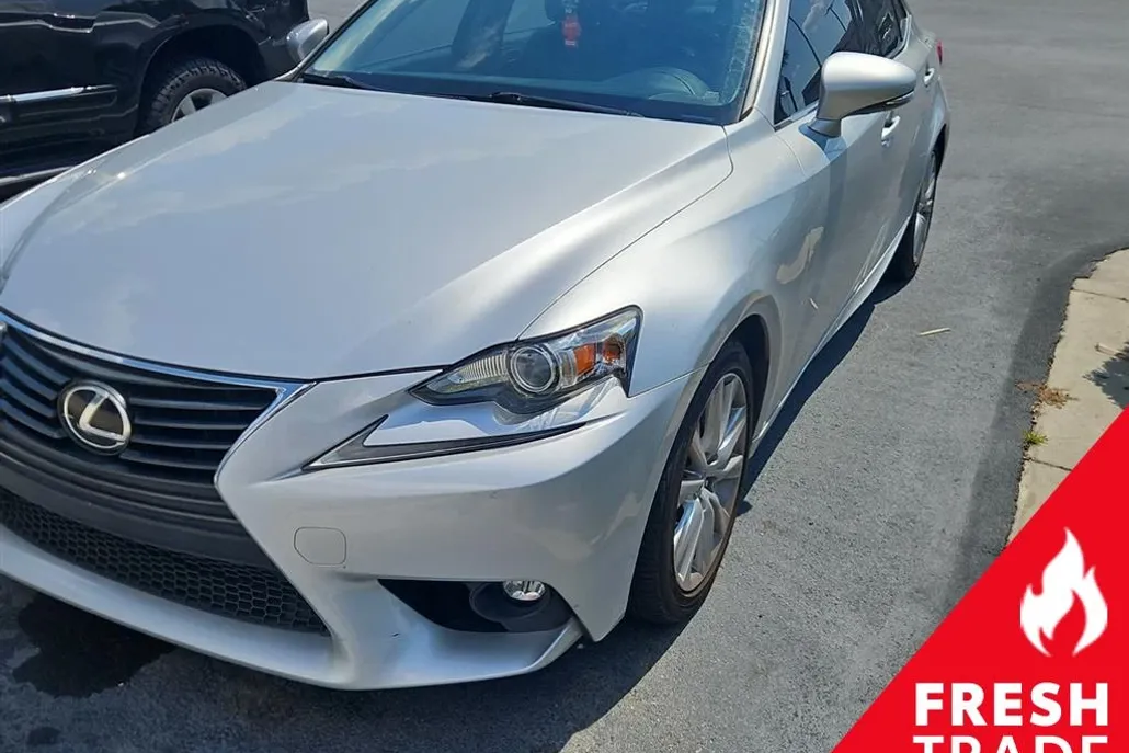 2015 Lexus IS 250 photo 1
