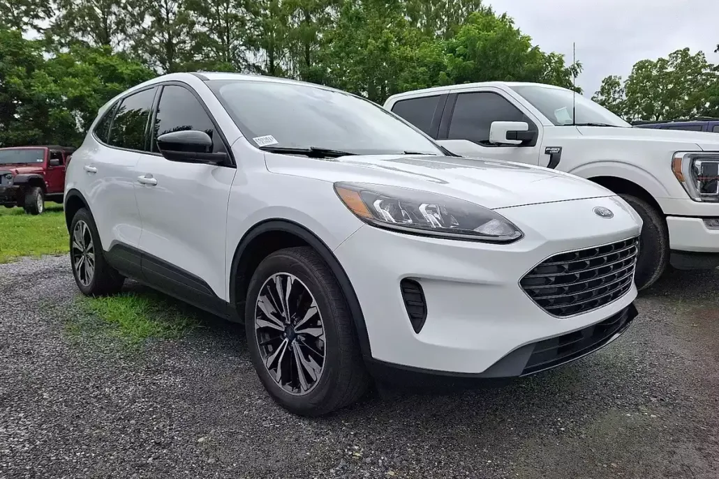 2022 Ford Escape SE photo 1