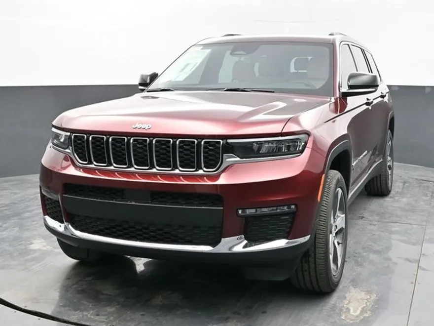 2025 Jeep Grand Cherokee L photo 1