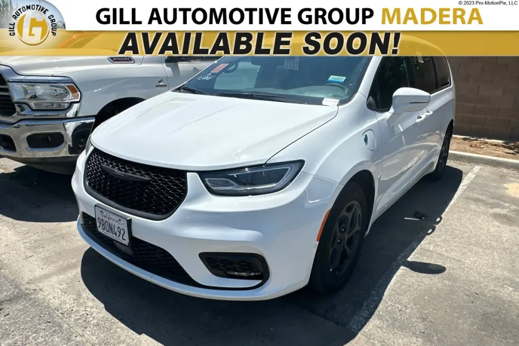 2022 Chrysler Pacifica Hybrid Limited photo 1